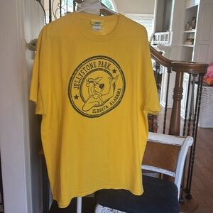 Vintage Hanna Barbera Yogi Bear Graphic Tee. Men’s XL Yellow | Humorous | Y2K